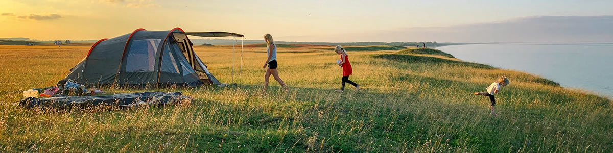 kids camping field